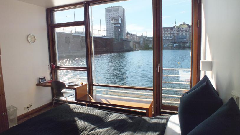 CPH Living - a floating hotel in Copenhagen