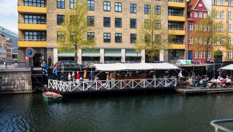 Drinks with a harbour view  - Christianshavns Bådudlejning