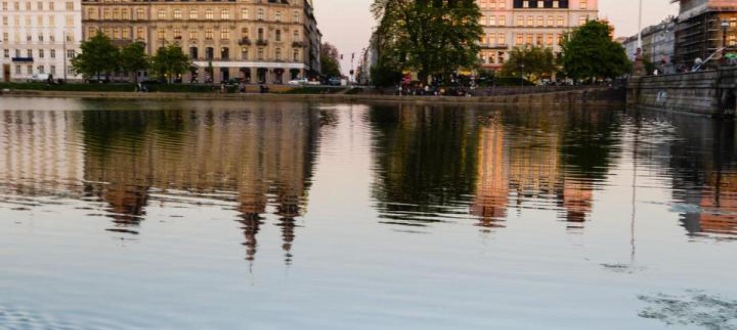 Evening light by the Copenhagen Lakes